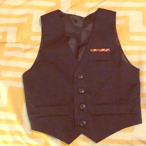 Boys dress suit vest with attached pocket square